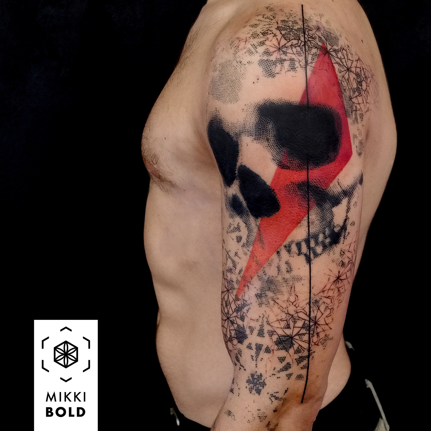 Tatouage par Mikki Bold — 09
